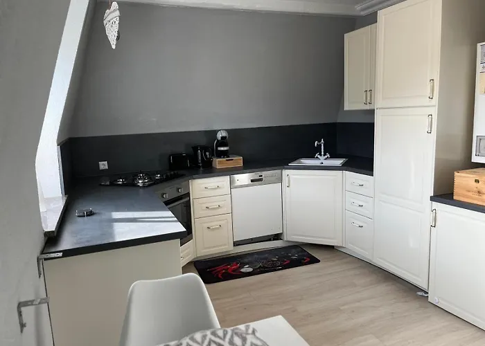 Murgtalhouse شقة *